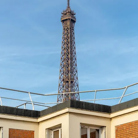 The Carla Suite Eiffel Tower View Parijs Buitenkant foto